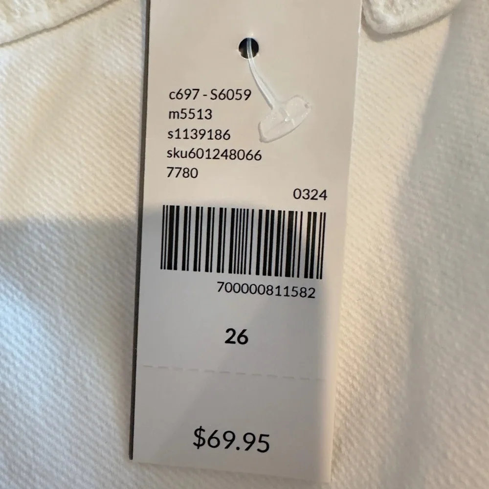 Lane Bryant White Boyfriend Bermuda Shorts Mid-Rise Plus Size 26 NWT